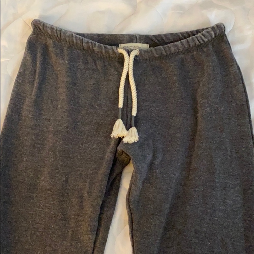 trendy gray sweat pants